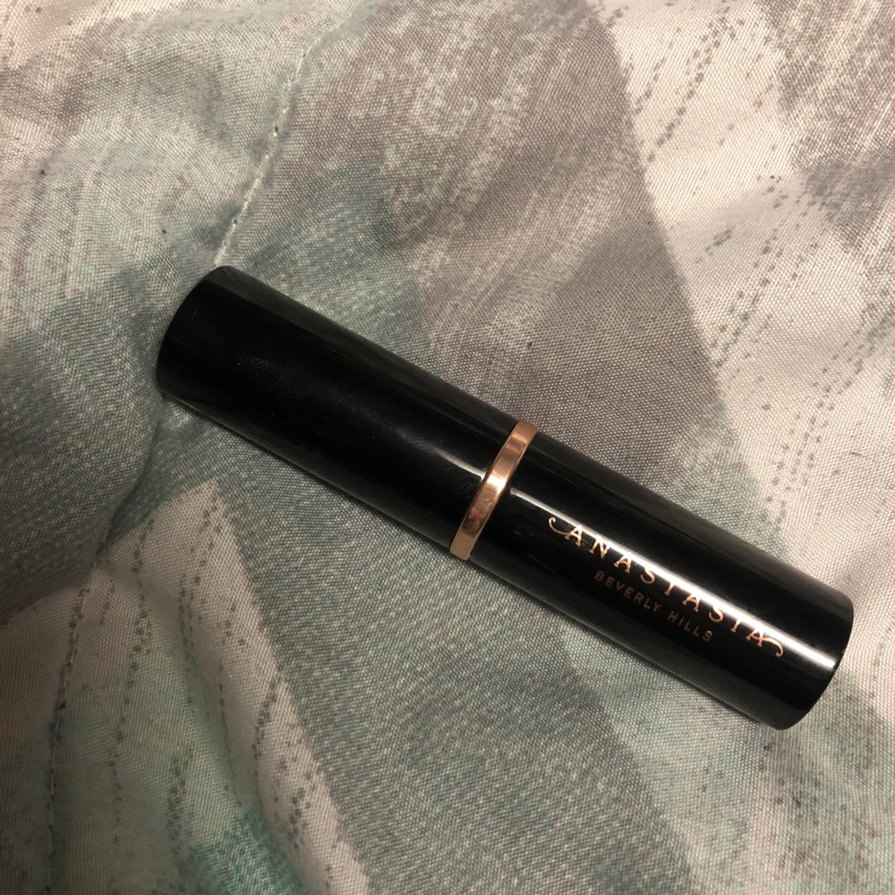 Anastasia Beverly Hills Stick Foundation in Ivory